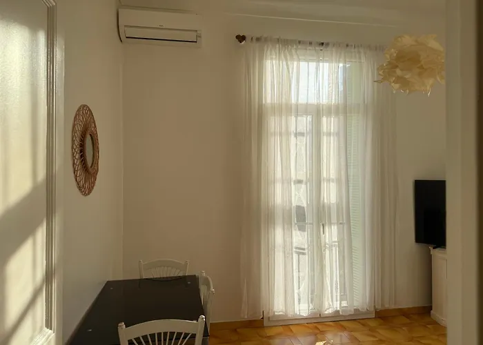 3 Pieces 5 Min Apartment *